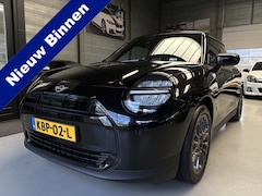 MINI Cooper - E Essential 40.7 kWh Nieuw Camera, Head-up display, Cruise