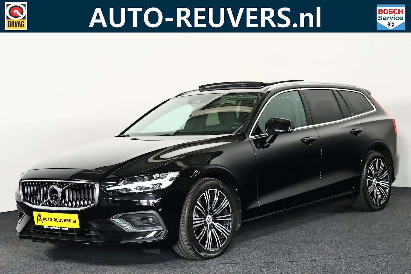 Volvo V60 - 2.0 T6 (B6) AWD 300 pK Inscription Panorama / Opendak / Pilot assist / HK / CarPlay - AutoWereld.nl