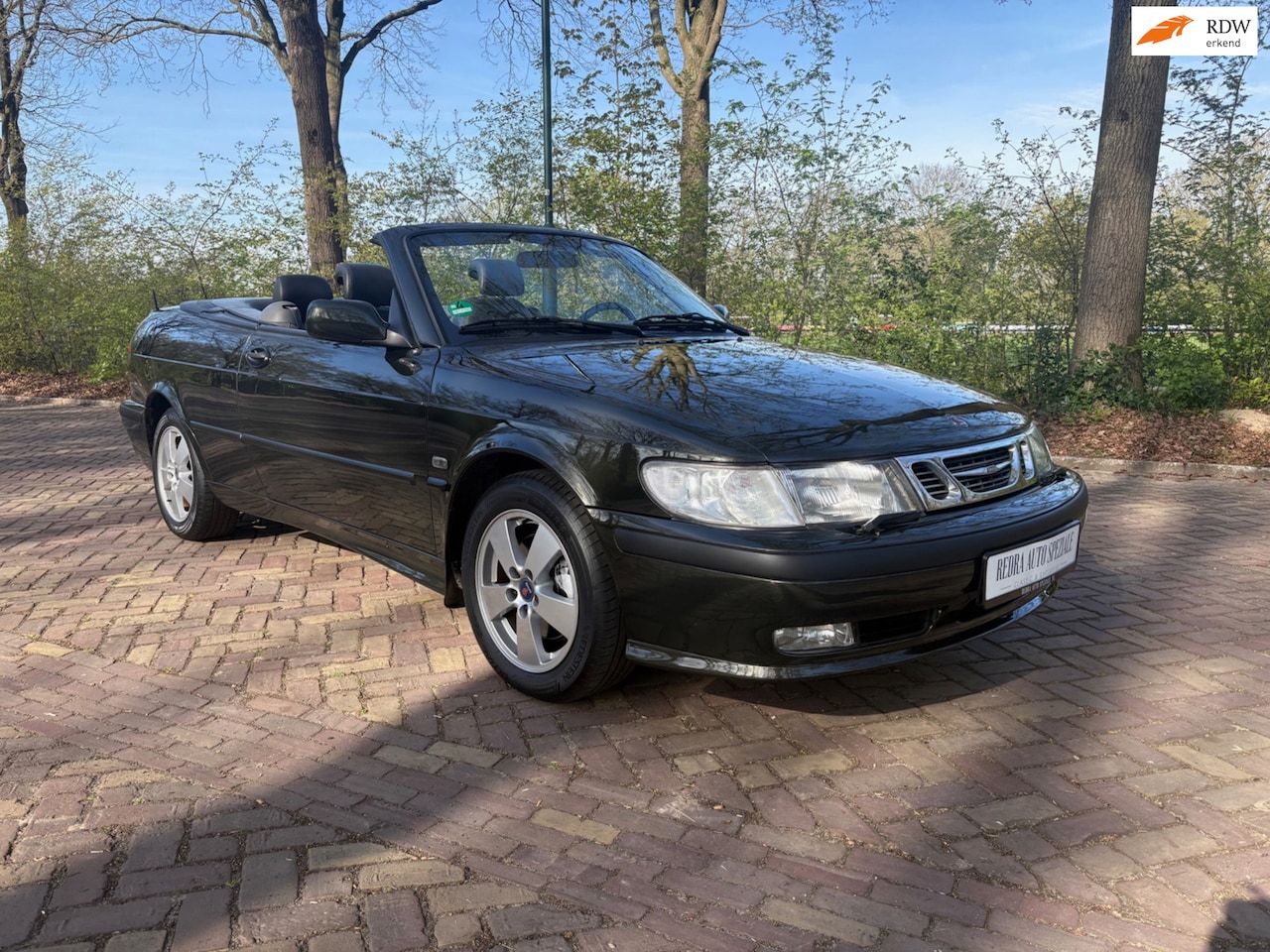Saab 9-3 Cabrio - 2.0t Anniversary 2.0t Anniversary, in Graphite Green Metallic (unieke kleur), airco, cruise control - AutoWereld.nl
