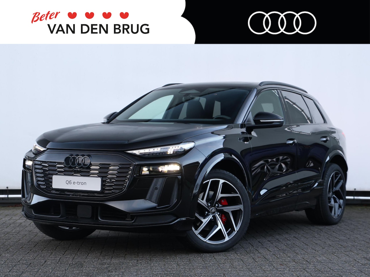 Audi Q6 e-tron - S edition 83 kWh | Luchtvering | Panoramadak | Trekhaak | Bijrijderscherm | Stuurverw. | S - AutoWereld.nl