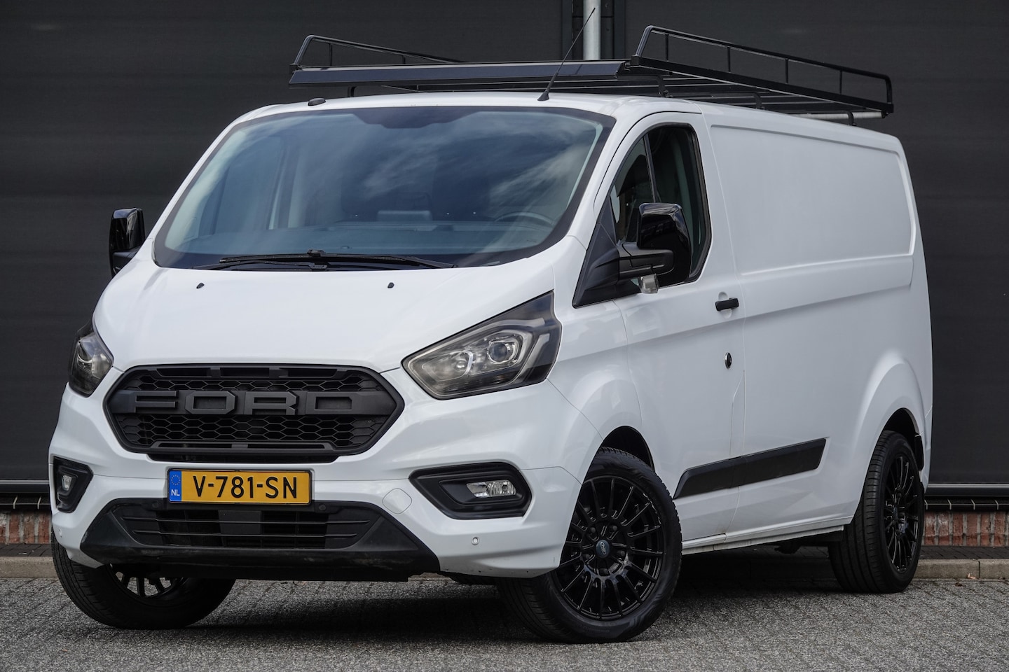 Ford Transit Custom - L2H1 | 2.0Tdci 105Pk | Trend | Achteruitrijcamera | Imperiaal | Aluca Stelling | Trekhaak - AutoWereld.nl