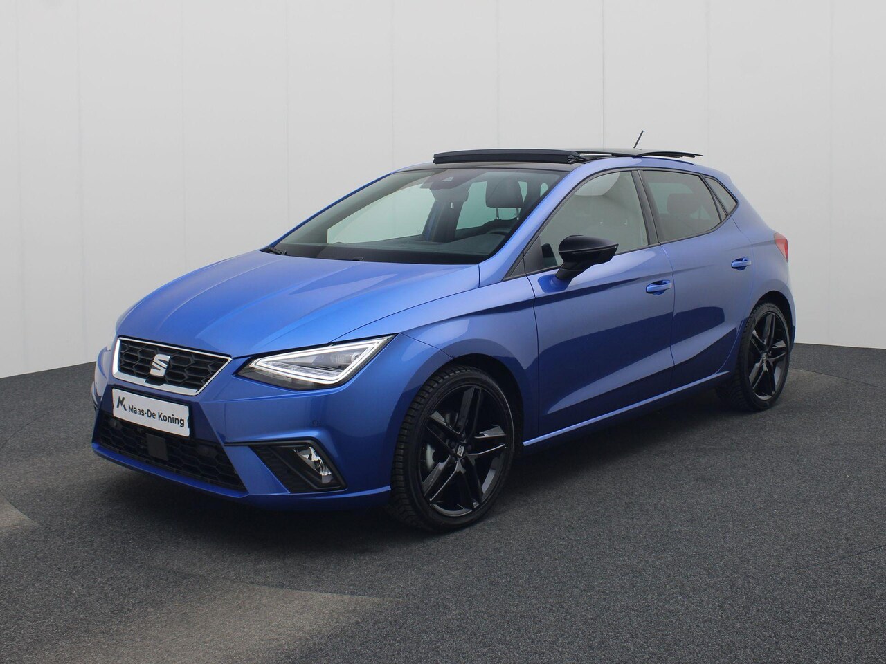 SEAT Ibiza - 1.0EcoTSI/115PK FL FR Black Pack DSG · Panoramadak · Alcantara · Stoelverwarming · Camera - AutoWereld.nl