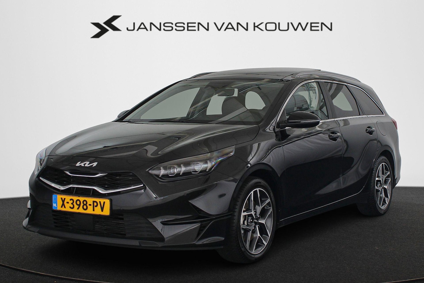 Kia Cee'd Sportswagon - Ceed 1.0 T-GDi ExecutiveLine Panoramadak Stuur-stoelverwarming Camera - AutoWereld.nl