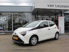 Toyota Aygo - FUN 5-DEURS 4-S BANDEN AIRCO EL-RAMEN BLUETOOTH CENTR. PORTIER VERGR. MET AFSTANDSBEDIENIN