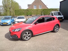 Ford Focus - 1.0 EcoBoost Hybrid Active X Business Navigatie, ECC, PDC v+a, camera, zwart dak, 17 inch,