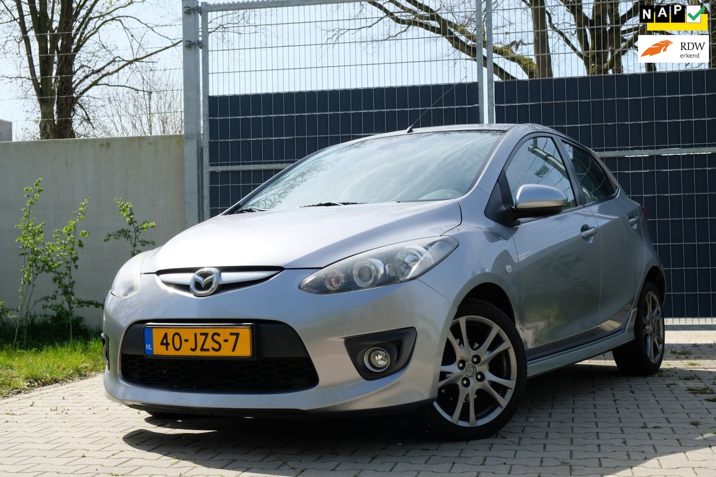 Mazda 2 - 1.3 Kuro Limited Edition *Inruilkoopje* Airco/5 Deurs - AutoWereld.nl