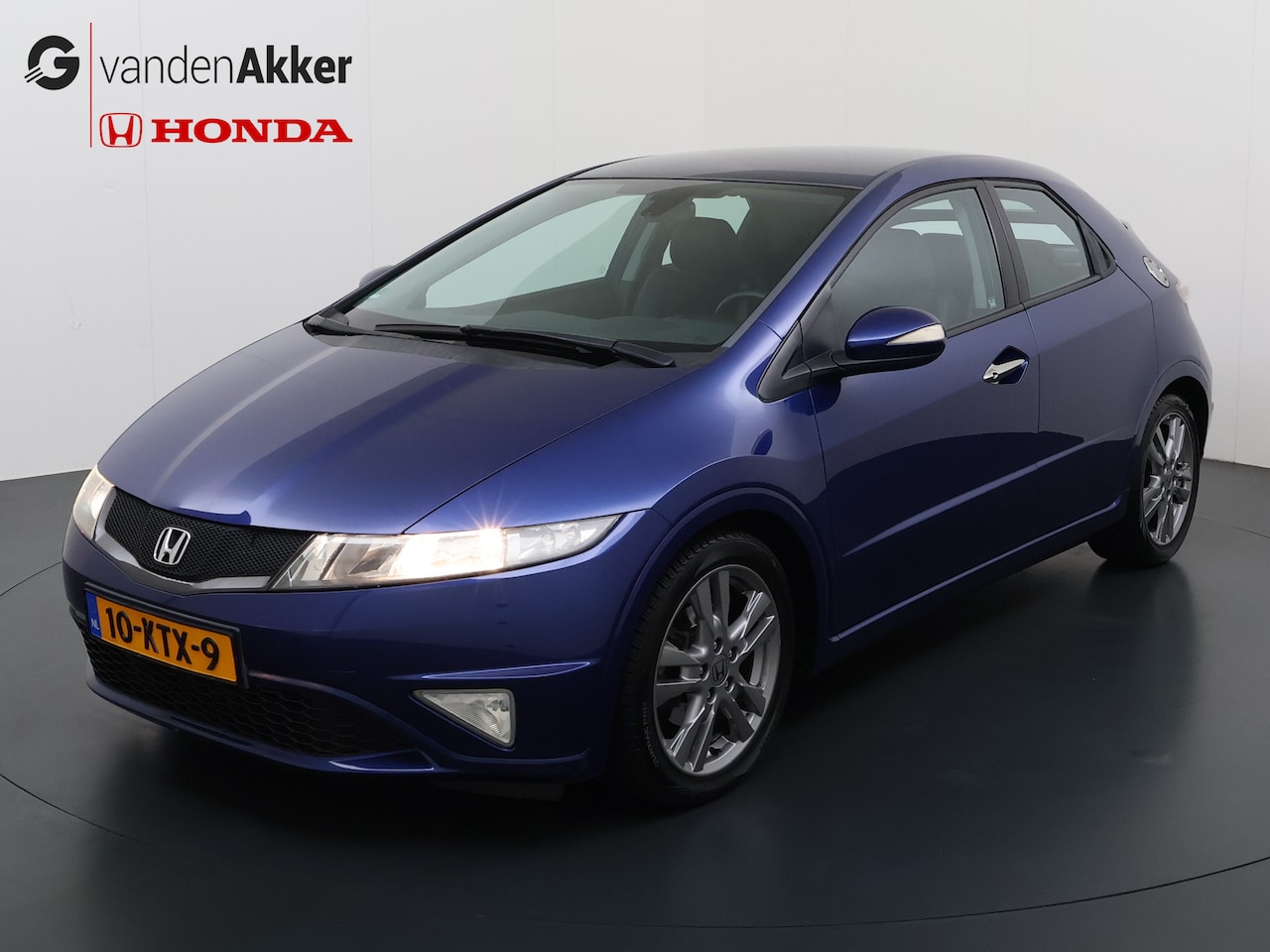 Honda Civic - 1.8 I 5DR Sport Silverstone - AutoWereld.nl