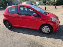 Toyota Aygo - 1.0-12V +