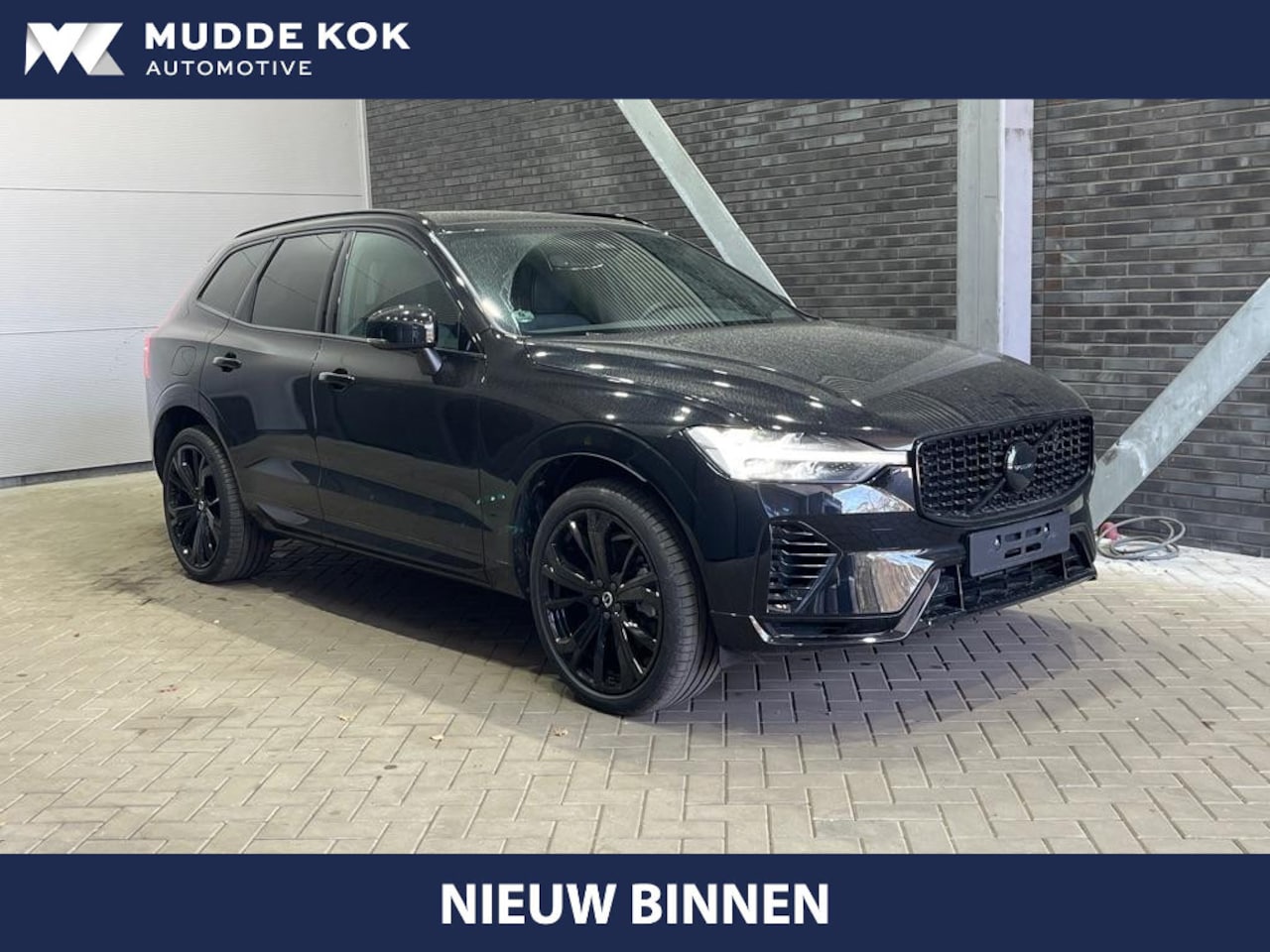 Volvo XC60 - T8 Plug-in hybrid Plus Black Edition | Trekhaak | Panoramadak | 21 Inch | Stoel+Stuurverwa - AutoWereld.nl