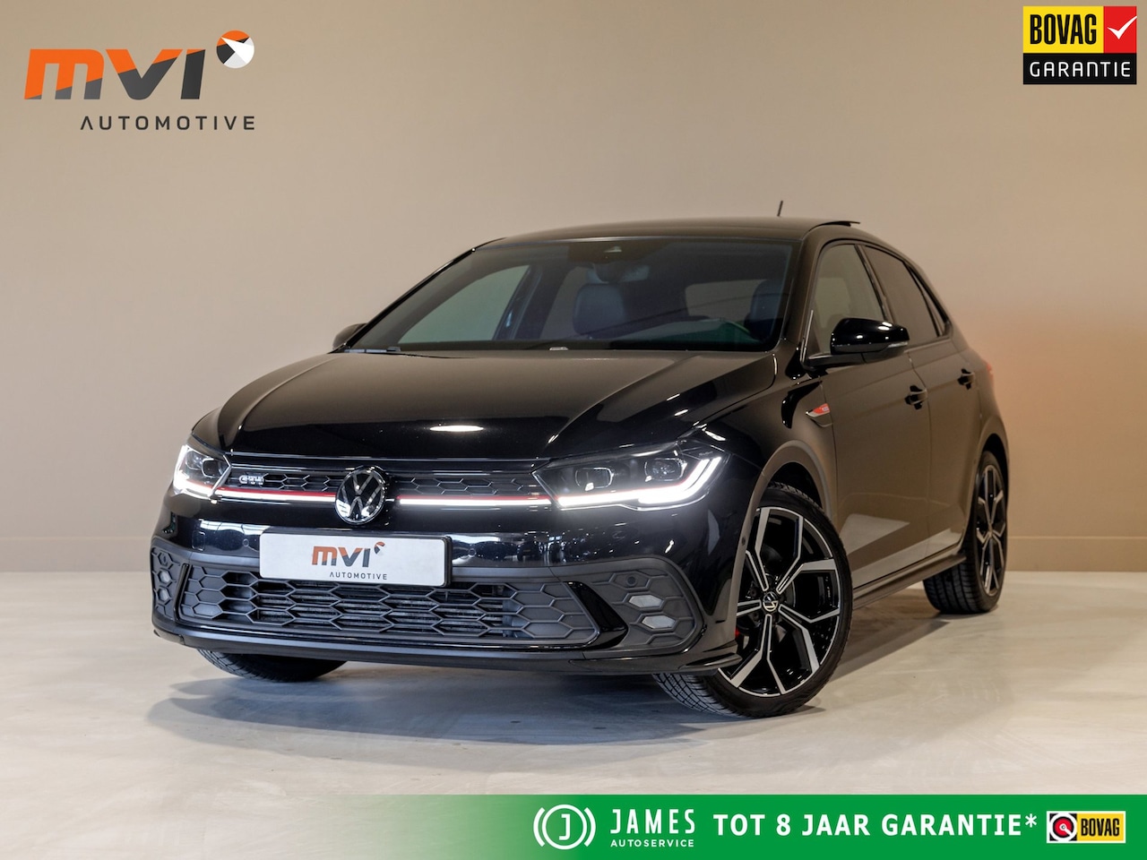 Volkswagen Polo - 2.0 TSI GTI NL en BTW auto / Panorama dak / Keyless / Stoelverwarming / Achteruitrij camer - AutoWereld.nl