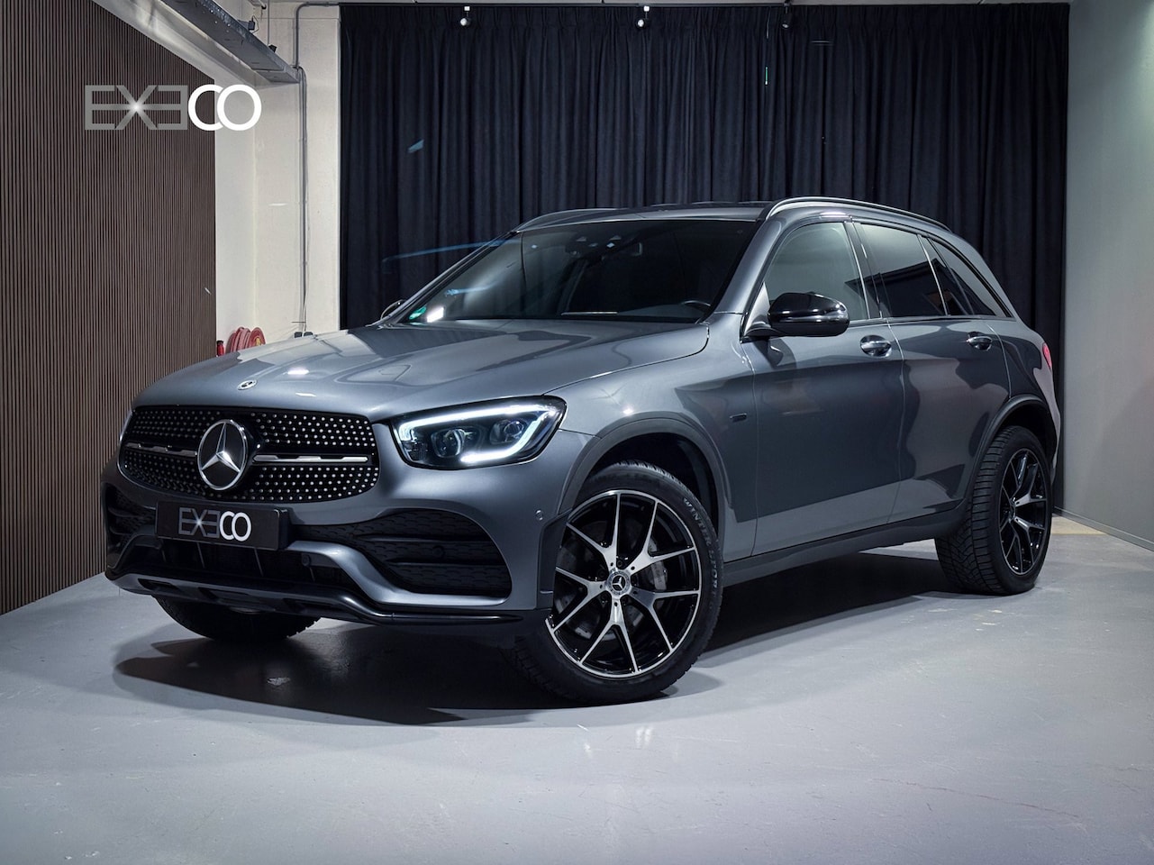 Mercedes-Benz GLC-klasse - 300e 4MATIC Business AMG |Widescreen|Burmester|Multibeam|Sfeer - AutoWereld.nl