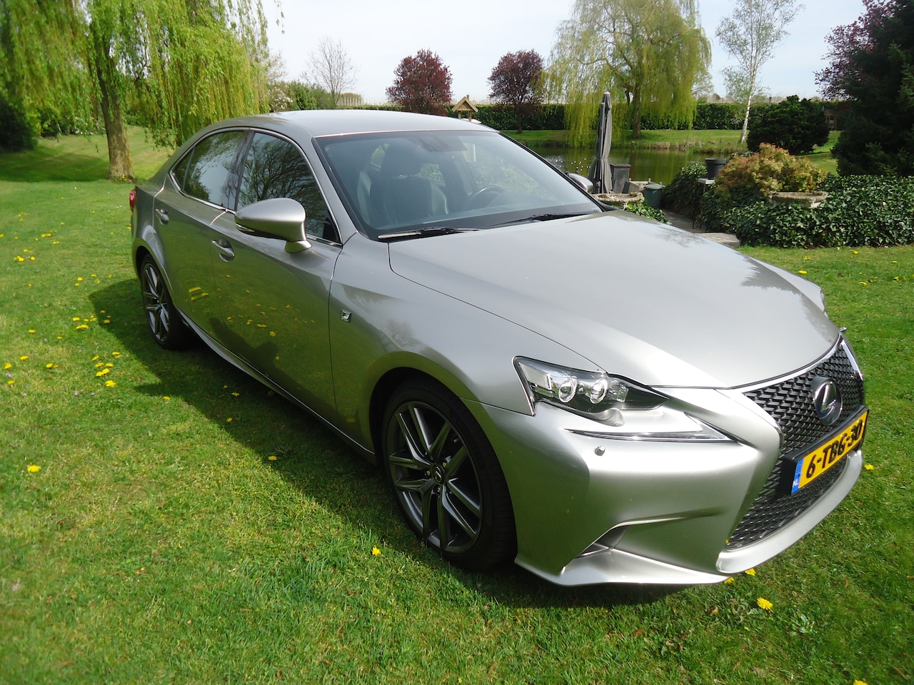 Lexus IS - 300h F Sport Line MARK LEVINSON AUDIO - AutoWereld.nl
