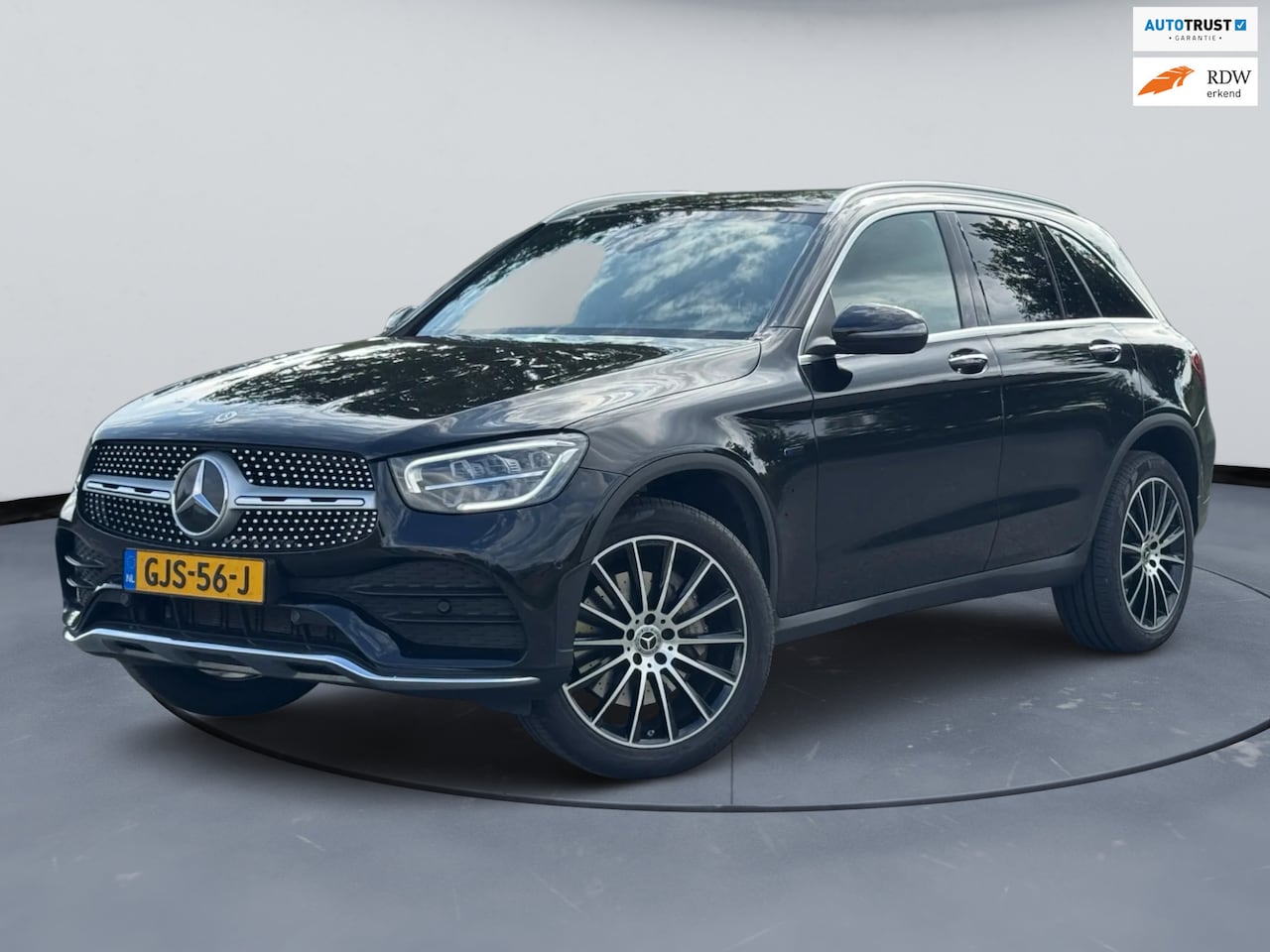 Mercedes-Benz GLC-klasse - 300e 4MATIC AMG Premium Plus|Pano|Burmester|Sfeerverl| - AutoWereld.nl