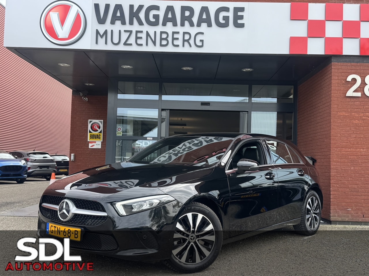 Mercedes-Benz A-klasse - 250 e Business Line // DEALER ONDERHOUDEN!! // WIDESCREEN NAVI // CAMERA // CLIMA // CRUIS - AutoWereld.nl