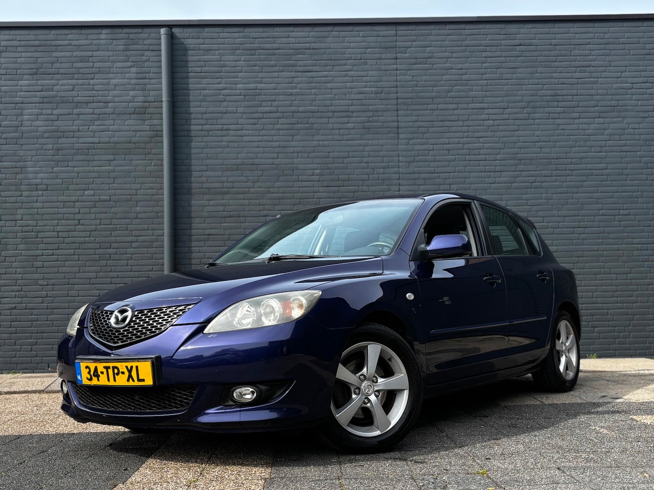 Mazda 3 Sport - 1.6 Sportline | Airco | Nieuwe APK - AutoWereld.nl