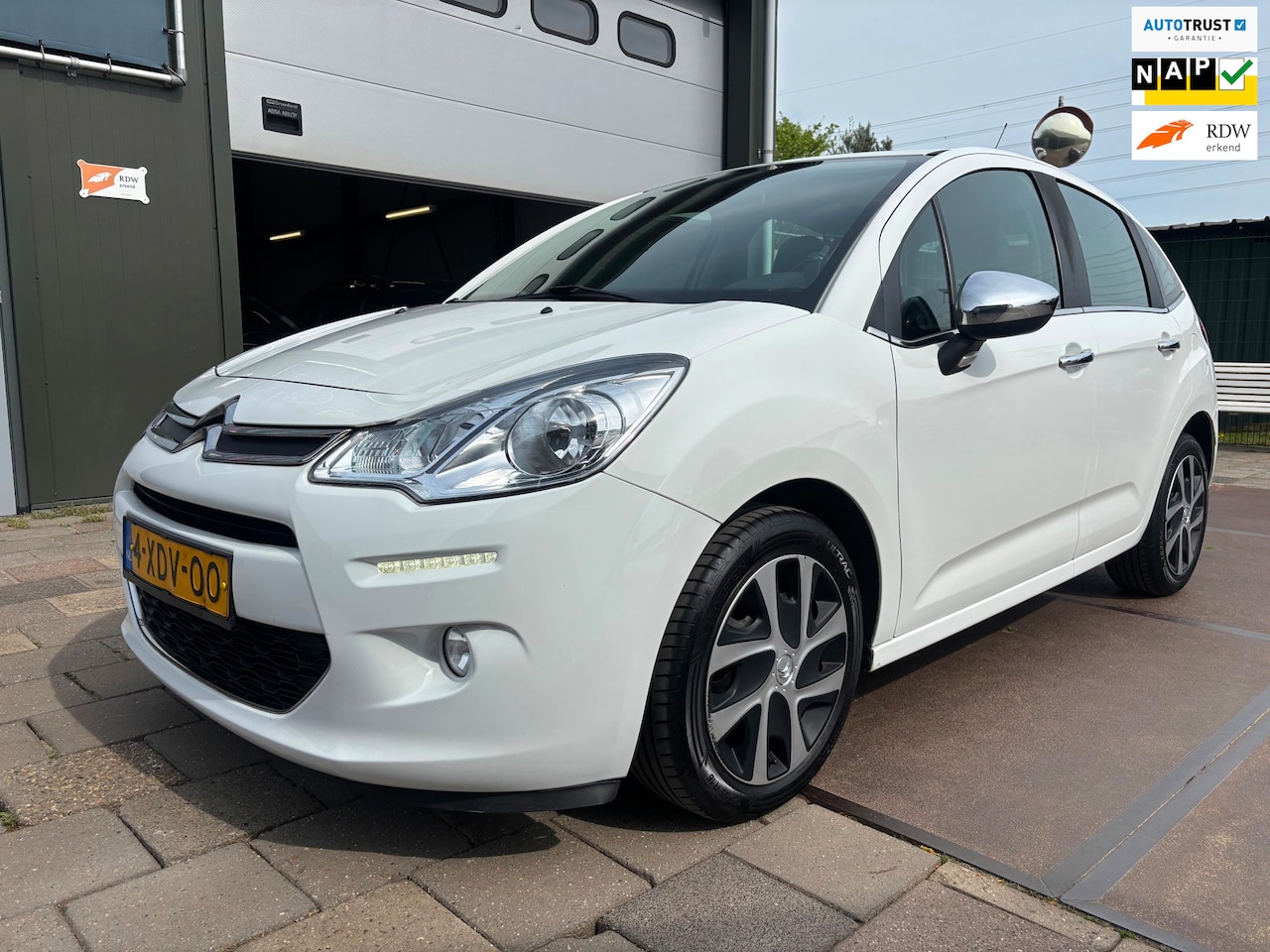 Citroën C3 - 1.0 VTi Collection Airco Cruise Zeer Mooi! - AutoWereld.nl
