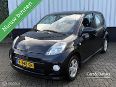 Daihatsu Sirion 2 - 1.3-16V Comfort Airco, Sportpakket, 5 Drs