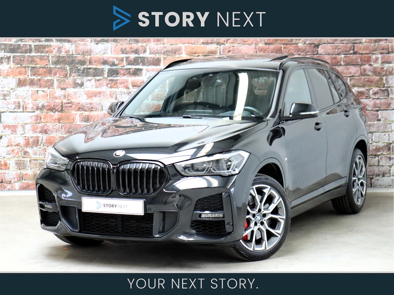 BMW X1 - sDrive20i High Executive M Sport Pakket Automaat / Navigatiesysteem Plus / Panoramadak / L - AutoWereld.nl