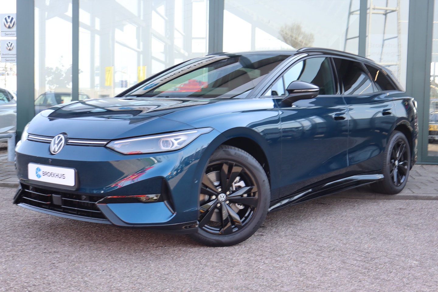 Volkswagen ID.7 Tourer - Limited Edition | Airconditioning automatisch, 2-zone (Climatronic) | Koplampverlichting L - AutoWereld.nl