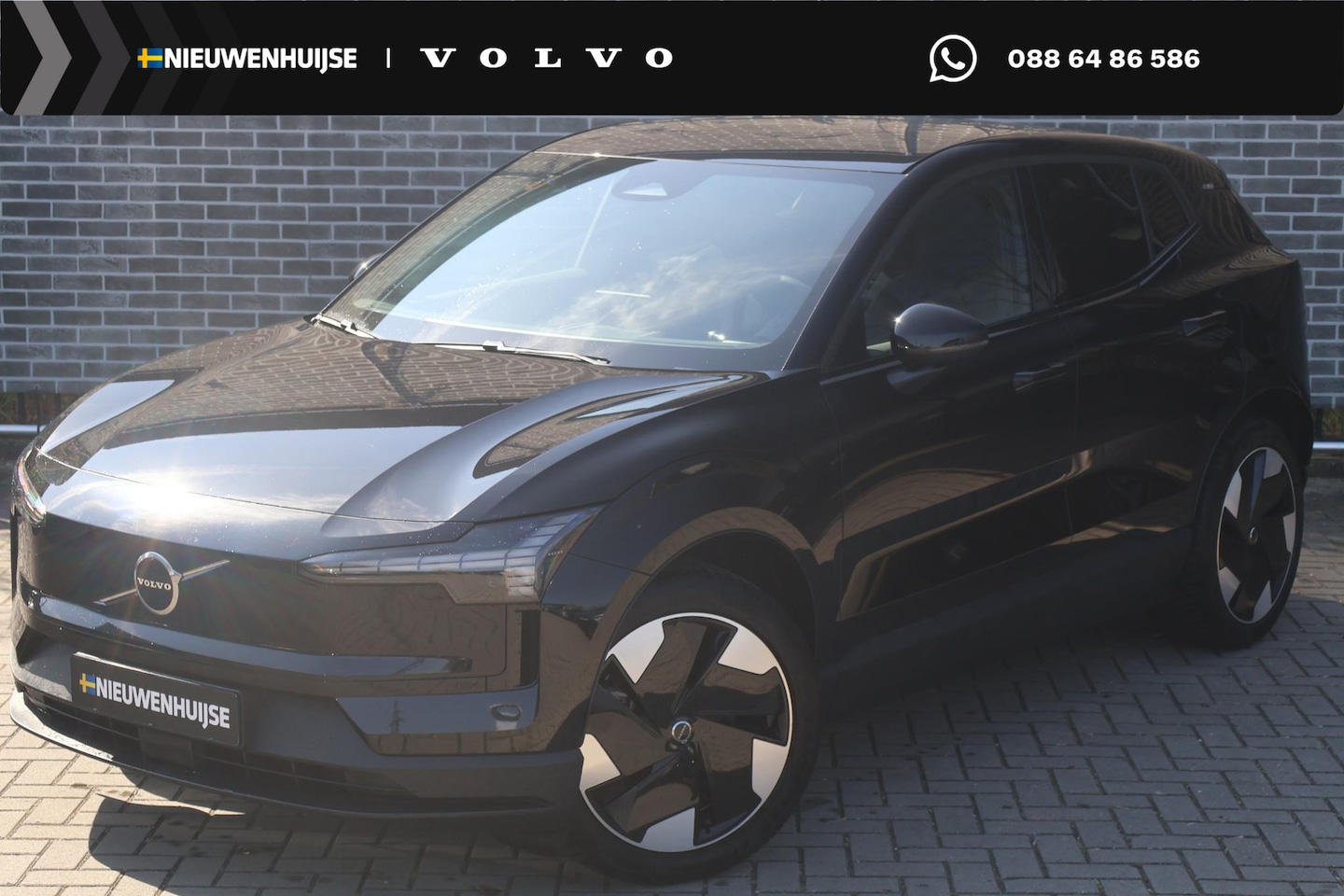 Volvo EX30 - Single Motor Extended Range Plus 69 kWh | Warmtepomp | Apple Carplay | Android Auto | Goog - AutoWereld.nl