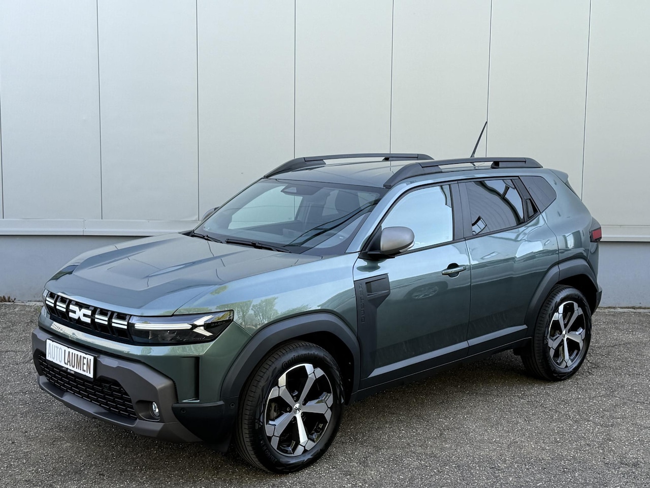 Dacia Duster - 1.6 Hybrid 140 Journey Automaat 360 Camera Dodehoek Rijstrook LED 18 Inch DAB Navi Apple C - AutoWereld.nl