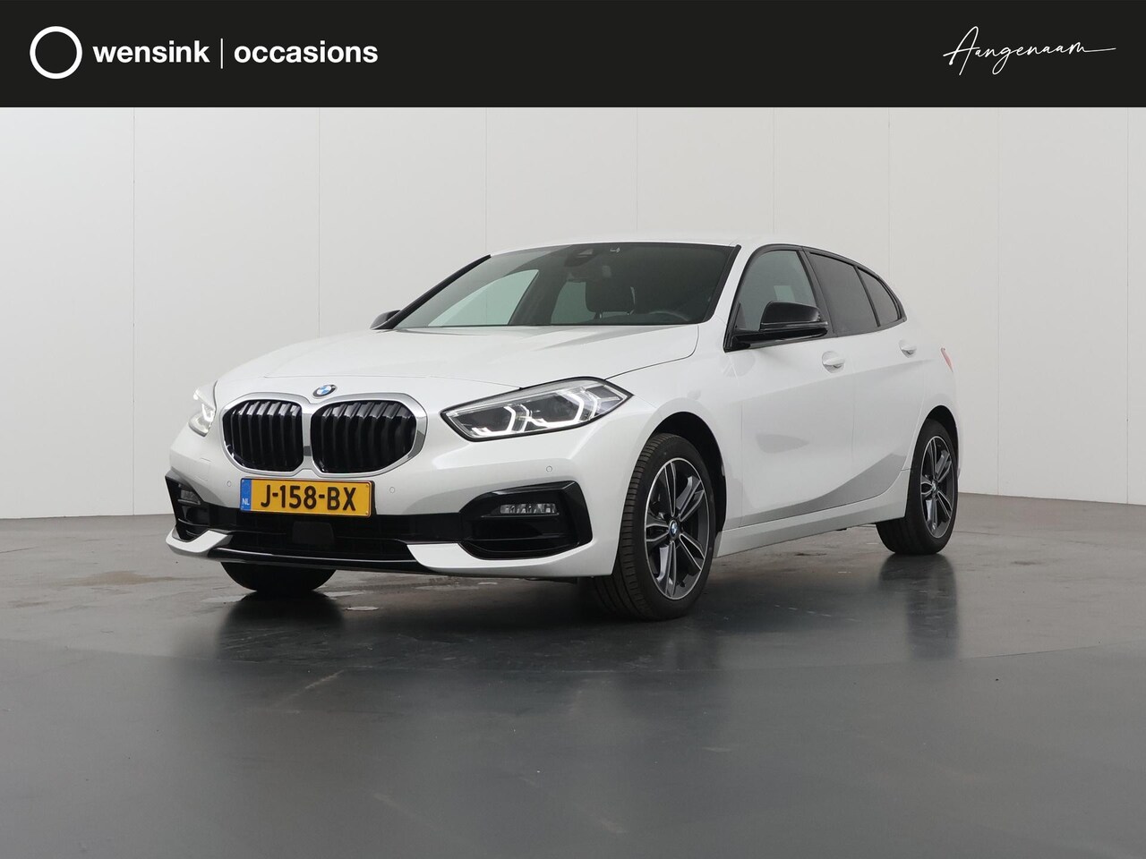 BMW 1-serie - 118i Executive Edition Sport | Navigatie | Sportstoelen | DAB | Parkeersensoren | Climate - AutoWereld.nl