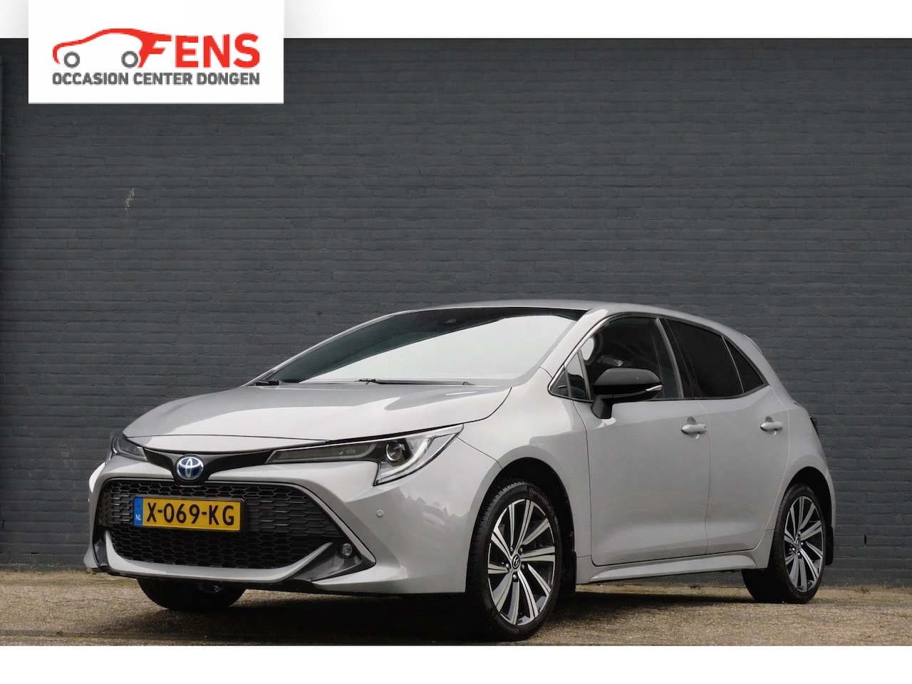 Toyota Corolla - 1.8 Hybrid Dynamic TOPSTAAT! DEALER ONDERHOUDEN! CARPLAY/ANDROID! STOEL+STUURVERWARMING! C - AutoWereld.nl
