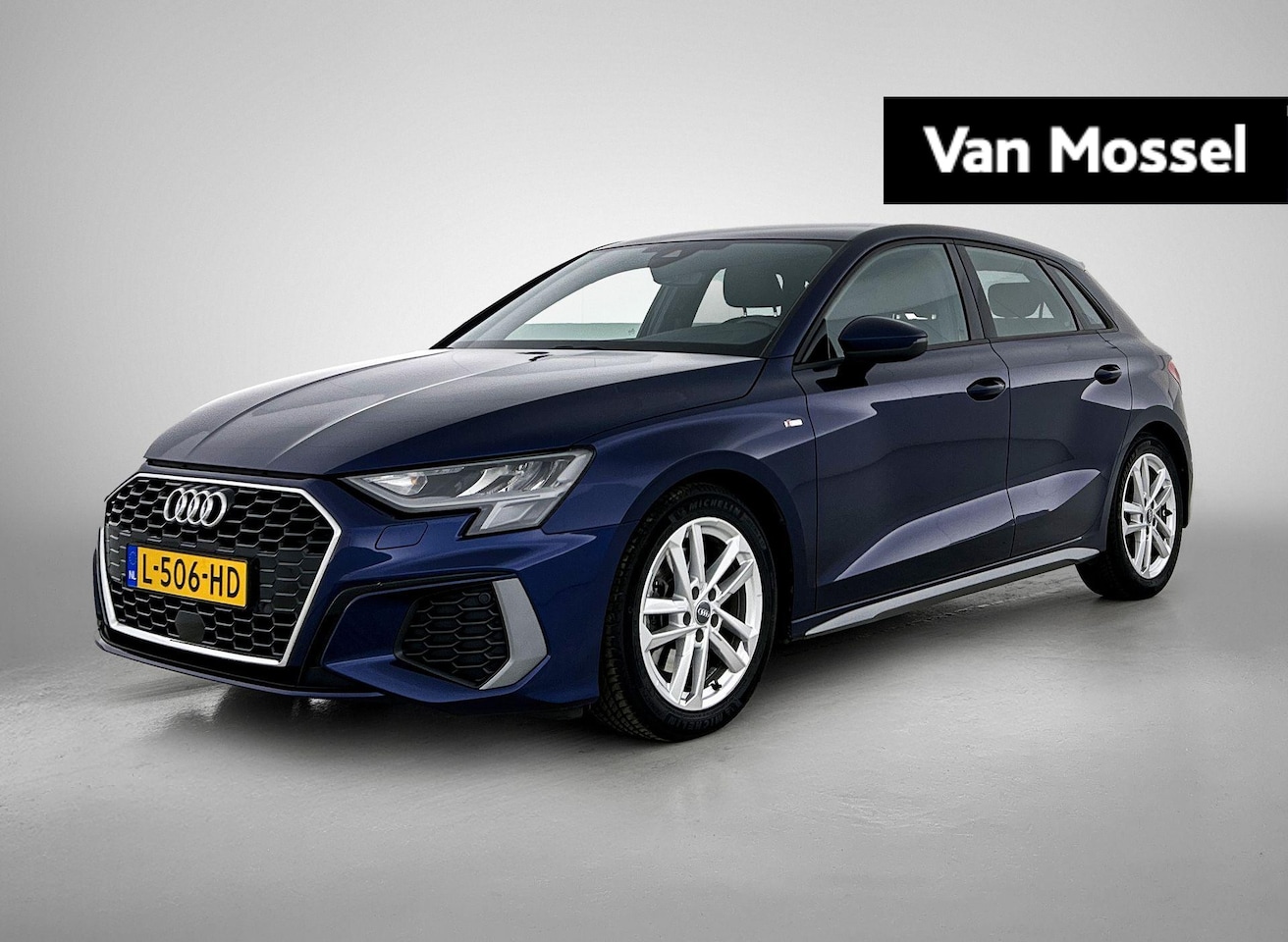 Audi A3 Sportback - 35 TFSI S edition | Navigatie | Cruise control | Airco | Stoelverwarming | Parkeersensoren - AutoWereld.nl