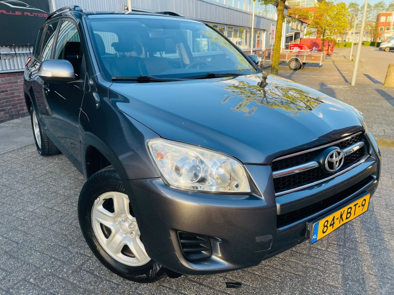 Toyota RAV4 - 2.0 VVTi Comfort 2WD AIRCO PDC TREKHAAK CRUISE - AutoWereld.nl