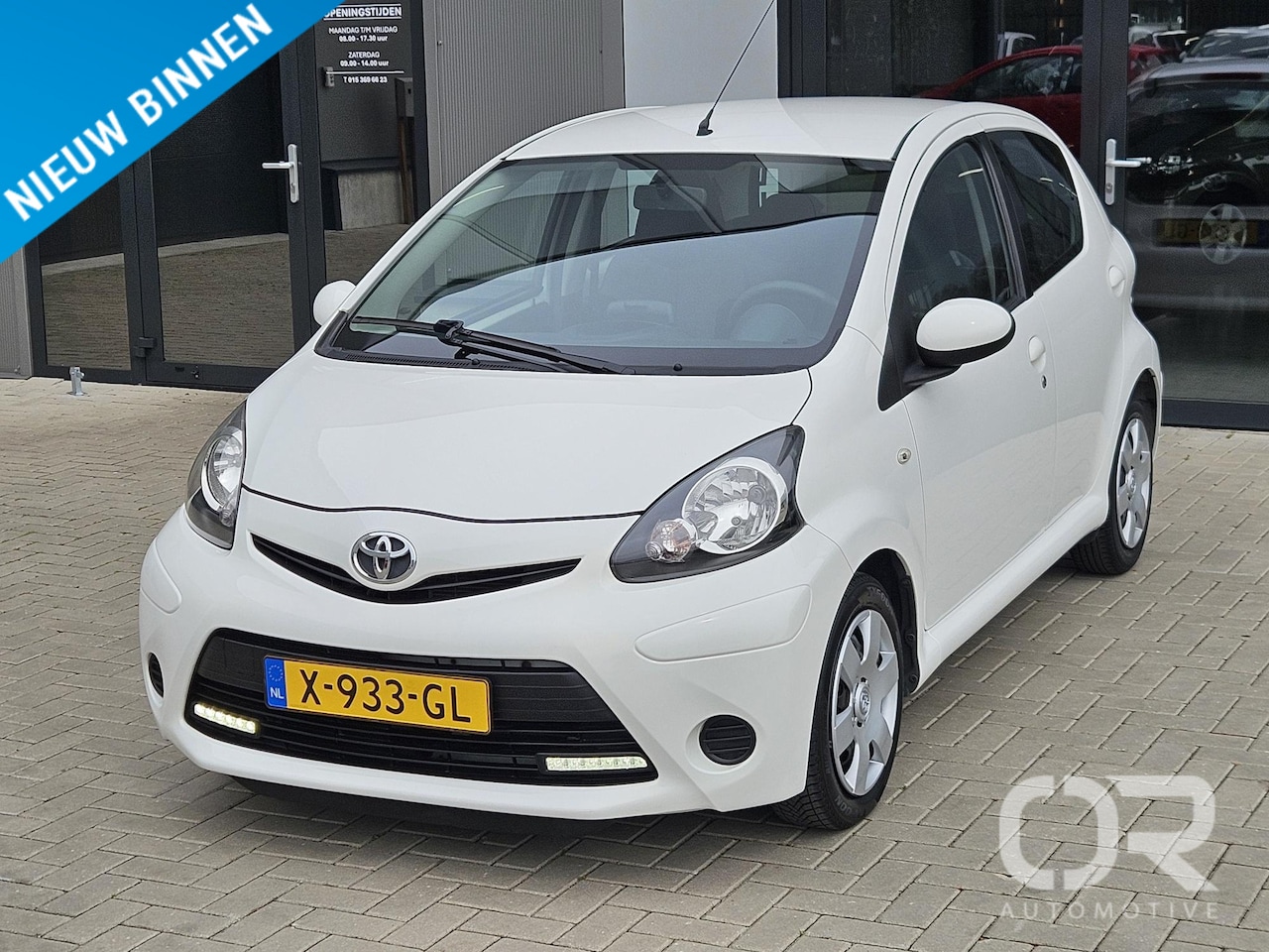 Toyota Aygo - 1.0 VVT-i Aspiration 5drs Airco Navi LED - AutoWereld.nl