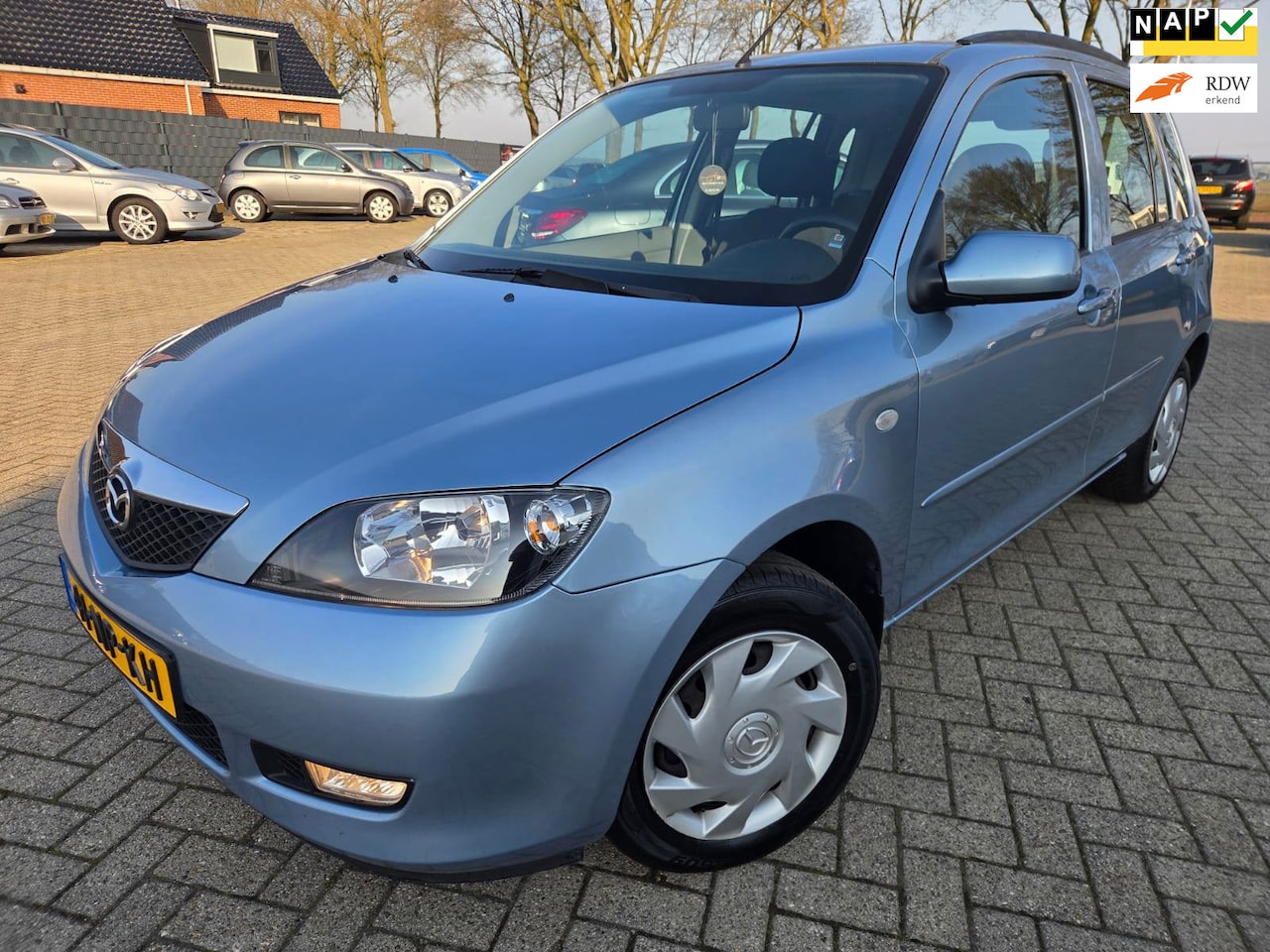 Mazda 2 - 1.4 Exclusive 2004. Airco/CV/Trekhaak etc.. APK 04-2027 - AutoWereld.nl