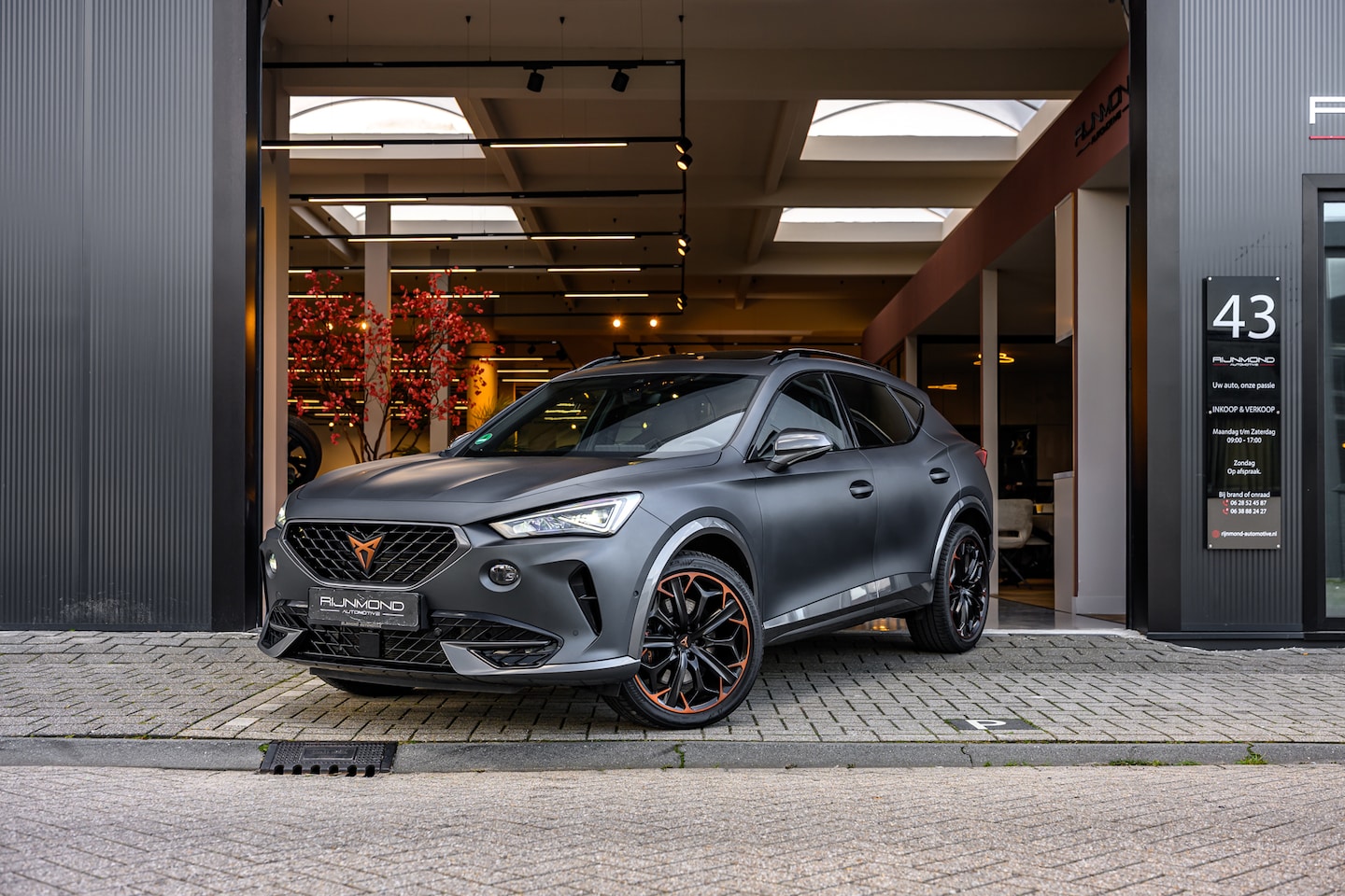 CUPRA Formentor - VZ 2.0 TSI |Pano|Bucket Seats|Keyless|Camera|Acc|Lane-Assist|Dealer Onderhouden| - AutoWereld.nl