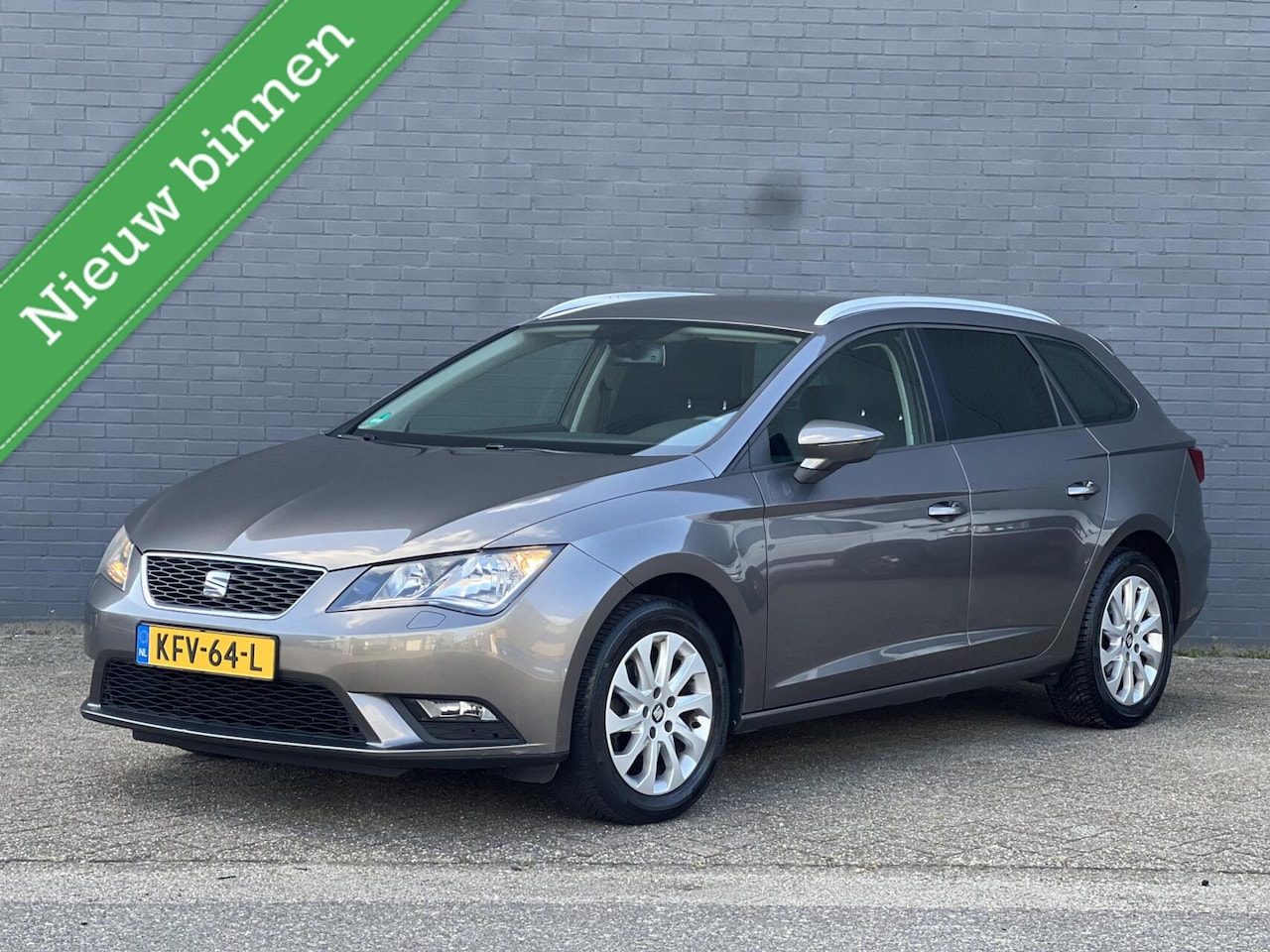 SEAT Leon ST - 1.2 TSI Style Airco Cruise LM-velgen Bluetooth - AutoWereld.nl