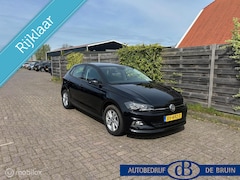 Volkswagen Polo - 1.0 MPI Comfortline Business Apple carplay