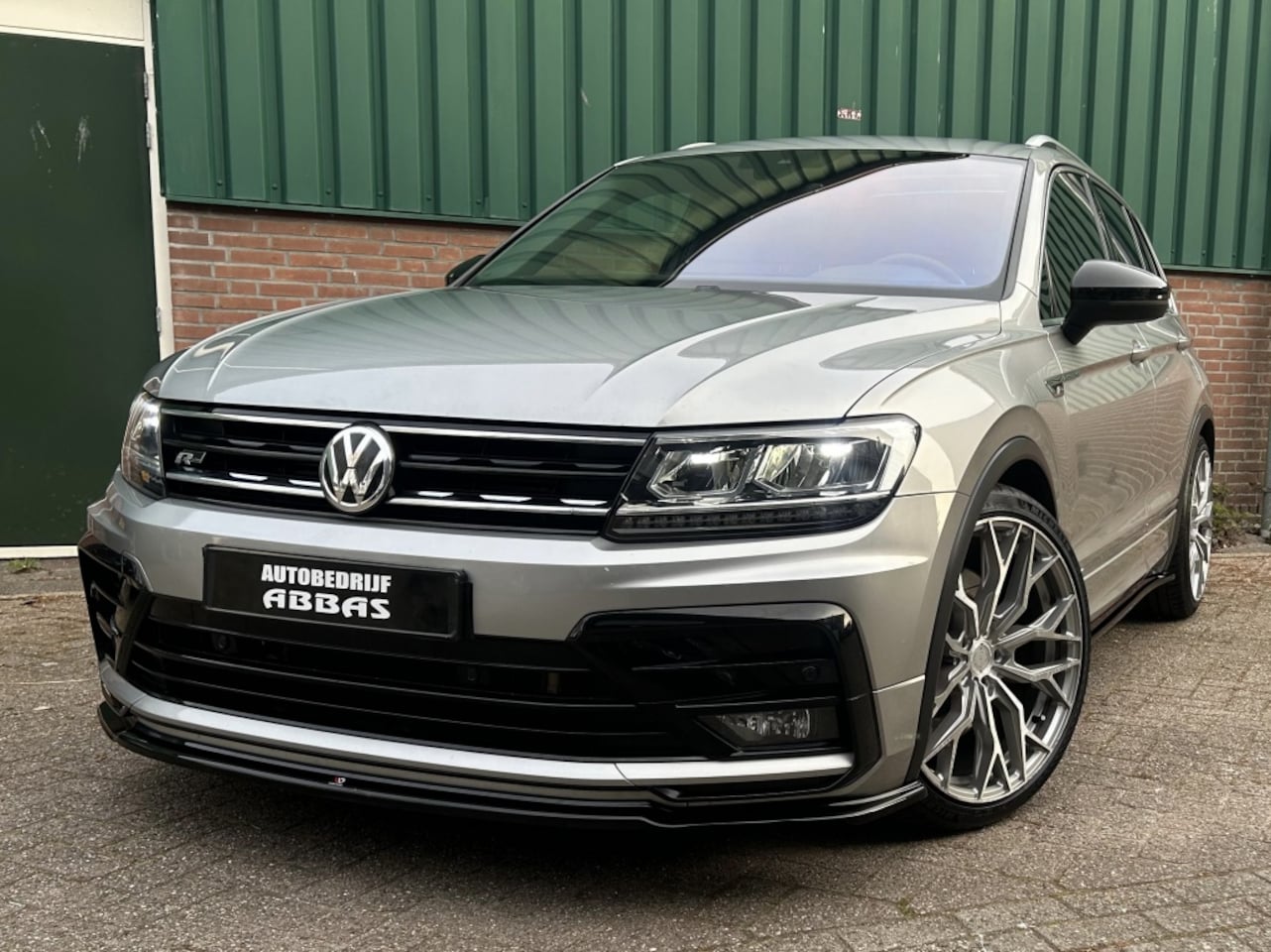 Volkswagen Tiguan - 2.0 TSI 4M. Highline - AutoWereld.nl