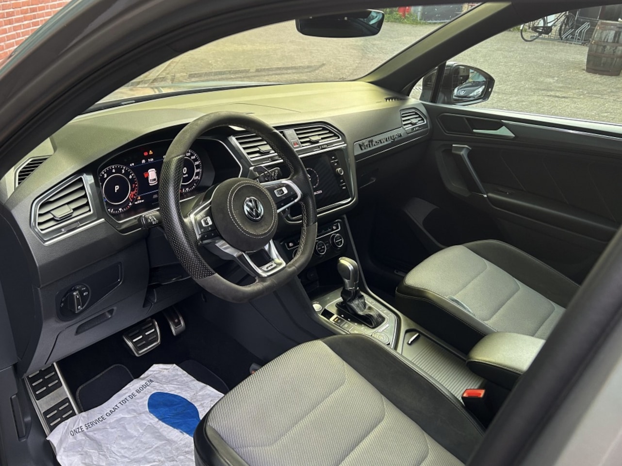Volkswagen Tiguan - 2.0 TSI 4M. Highline