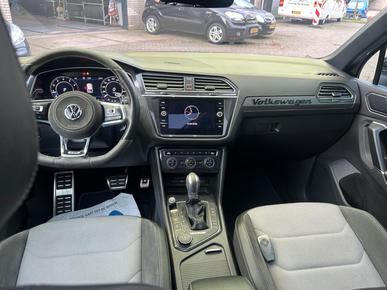 Volkswagen Tiguan - 2.0 TSI 4M. Highline