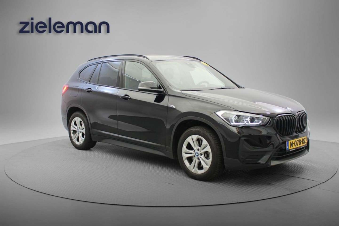 BMW X1 - xDrive25e Business Edition Plus - Navi, Cruise, Leer, Clima, PDC, Stoelverw. - AutoWereld.nl