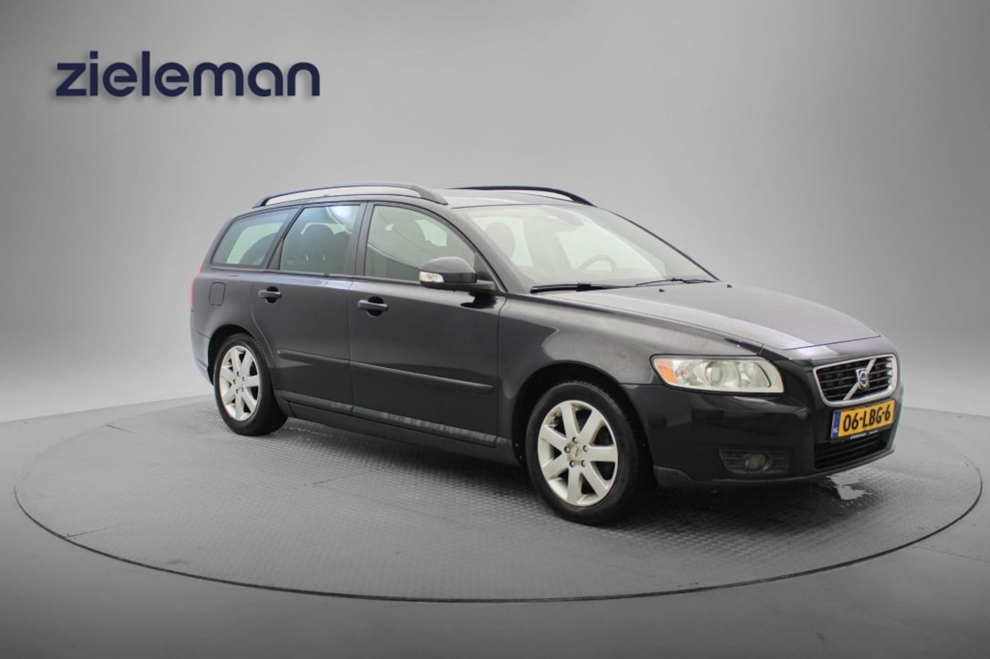 Volvo V50 - 1.6D Sport - Clima, Cruise, Half Leer, Trekhaak - AutoWereld.nl