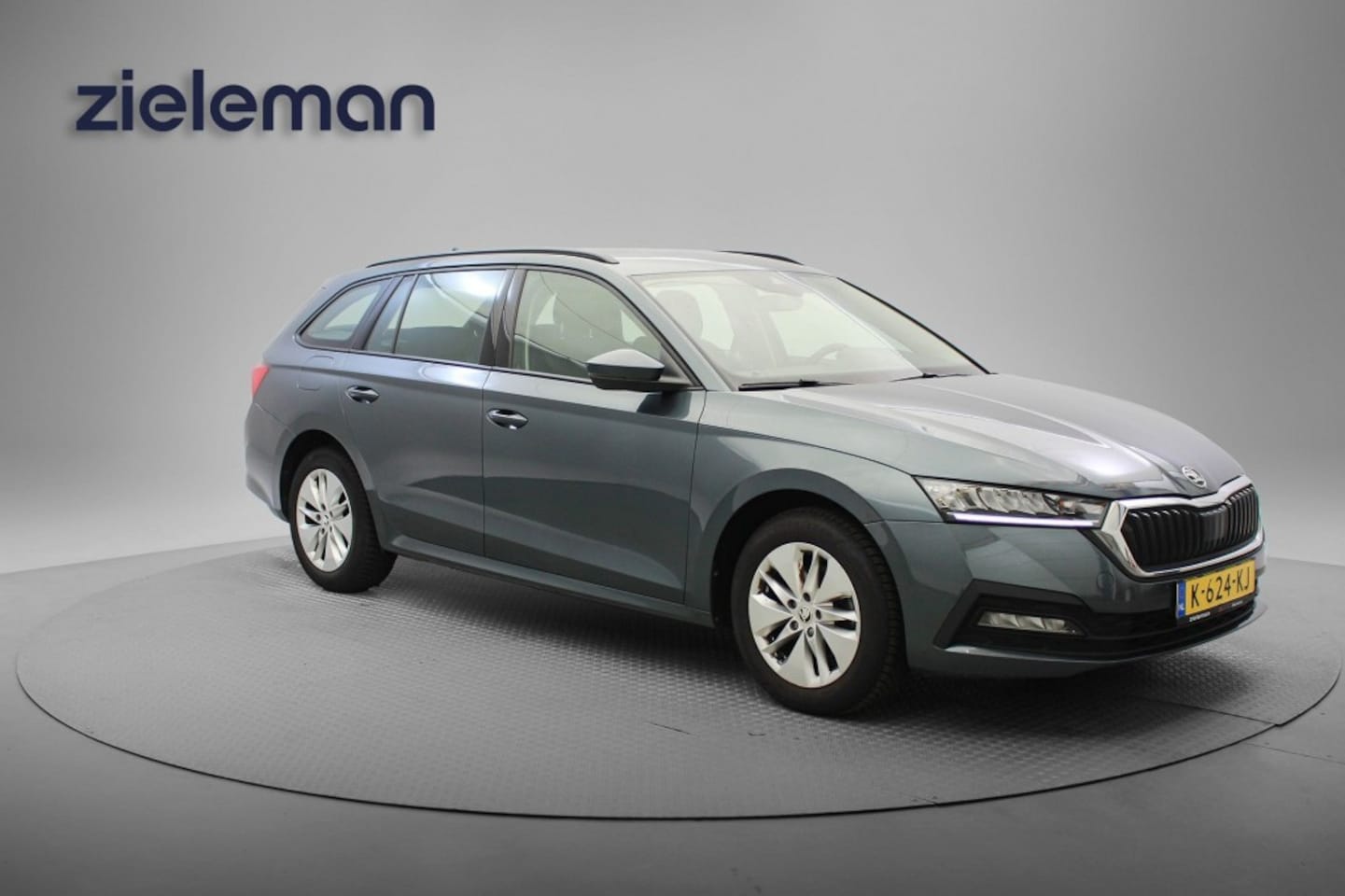 Skoda Octavia Combi - 1.0 TSI Ambition - Digitaal Cockpit, Carplay, Cruise, Afn. Trekhaak - AutoWereld.nl