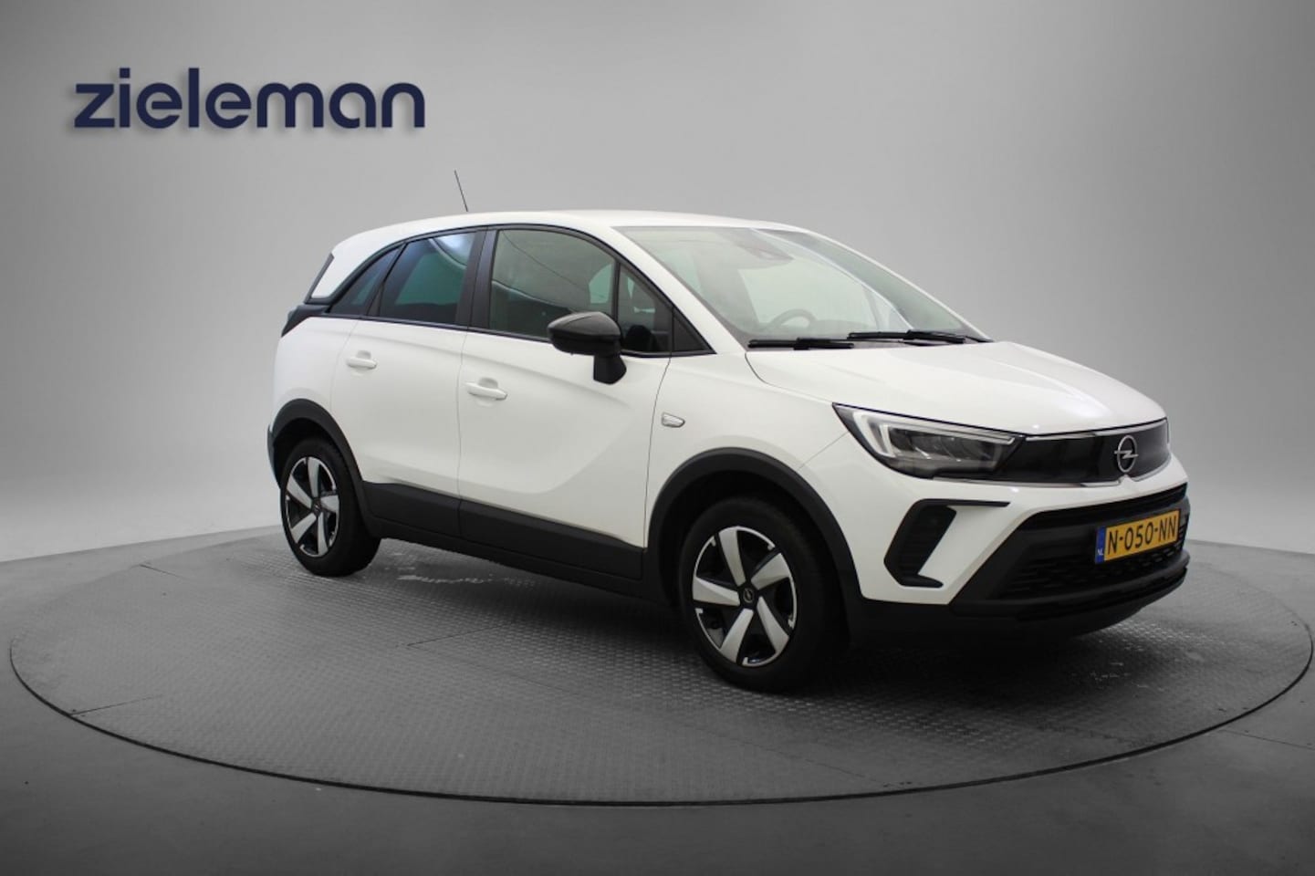 Opel Crossland - 1.2 Edition - Carplay, Navi, Cruise - NIEUW MODEL - AutoWereld.nl