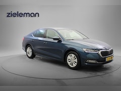 Skoda Octavia - 1.0 TSI Business Edition - Digitaal Cockpit, Carplay, Cruise
