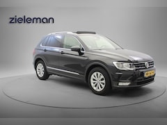 Volkswagen Tiguan - 1.4 TSI Connected Series - Panorama, Carplay, Camera, Massage, Stoelverw. Trekhaak