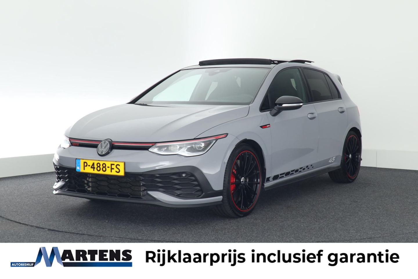 Volkswagen Golf - 2.0 TSI 300pk DSG Clubsport 45 Akrapovic h/k HUD DCC Panoramadak Stoelverwarming Keyless V - AutoWereld.nl