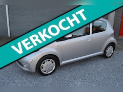 Toyota Aygo - 1.0 VVT-i Now Airco 5Drs Stuurbekrachtiging Jaar Garantie