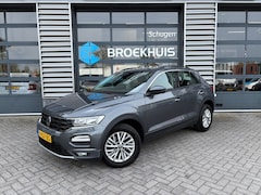 Volkswagen T-Roc - 1.0 TSI 110 pk Style | Achteruitrij camera | Navigatie | Apple Carplay | Parkeersensoren |