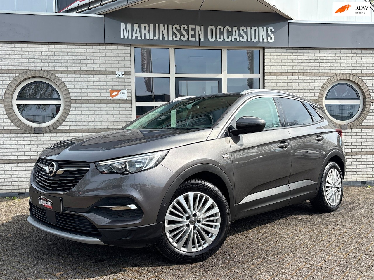 Opel Grandland X - 1.2 Turbo Ultimate |Trekhk,Navi,PDC| - AutoWereld.nl