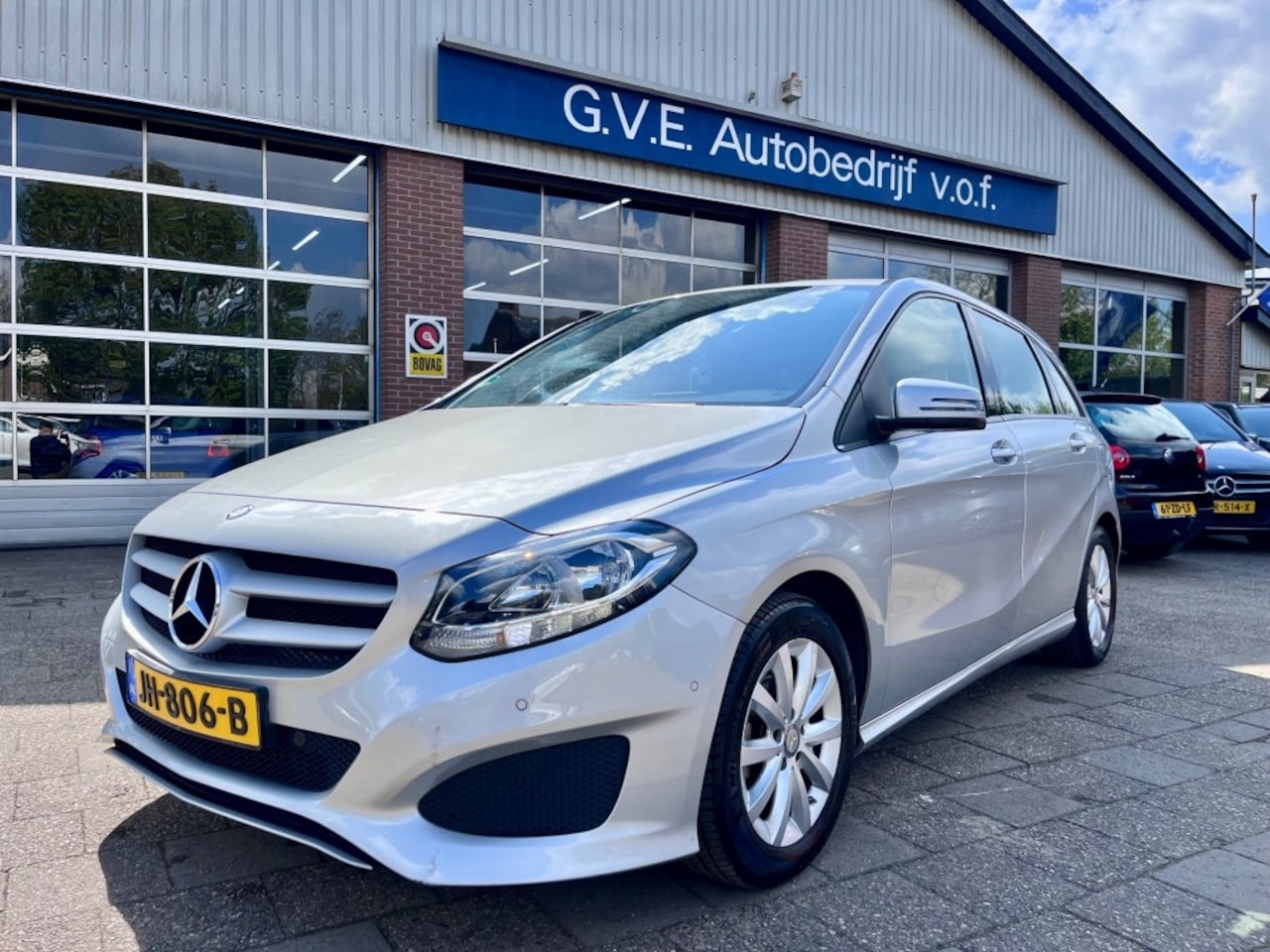 Mercedes-Benz B-klasse - 180 AMBITION CRUISE, NAVIGATIE,SETWIELEN. - AutoWereld.nl