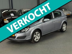 Opel Astra - 1.4 Essentia Nieuwe APK NAP