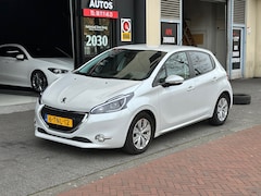 Peugeot 208 - 1.2 e-VTi Envy Automaat Clima Camera Carplay PDC